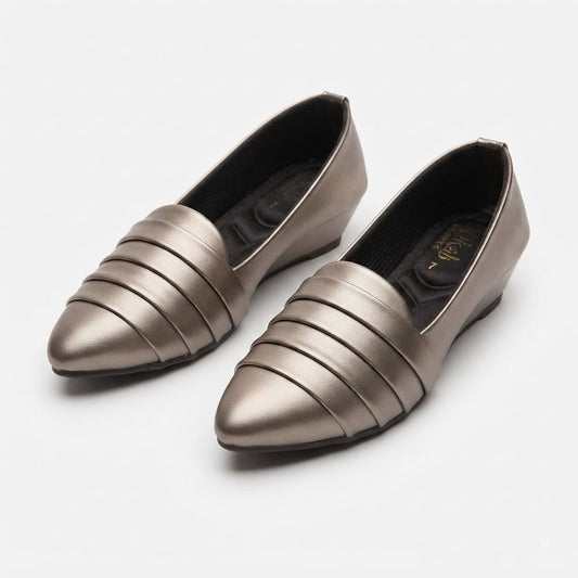 KCS gray wedge pumps