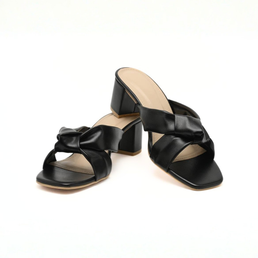 Black Knot Square Heels