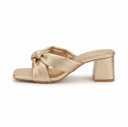 Golden knot square heels