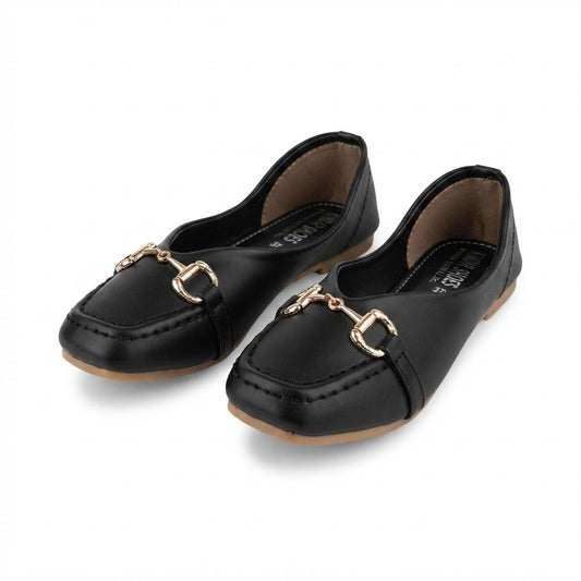 Black Flat Pumps