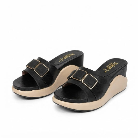 Chunky Black Buckle Softy