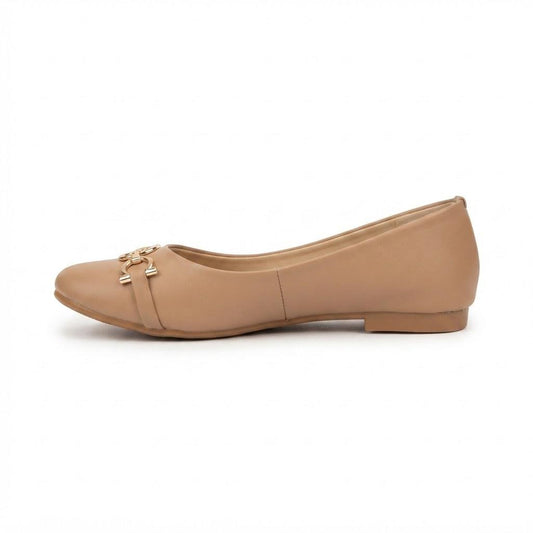 Chiku V buckle Pumps